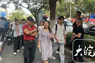 曼联球迷喷霍伊伦未把握住机会：难以原谅，14场英超联赛还没破荒